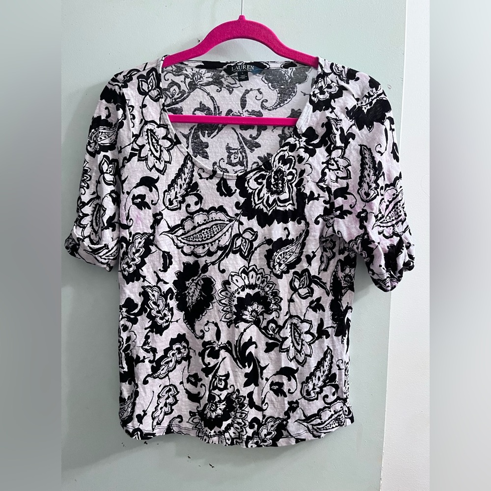 Lauren Ralph Lauren t-shirt size large. 100 percent Linen.